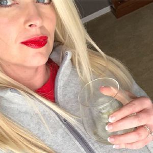 Meet your Posher, Holly